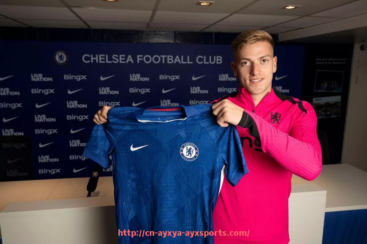 爱游戏体育-西甲直播媒体合作模式及赛事版权解读